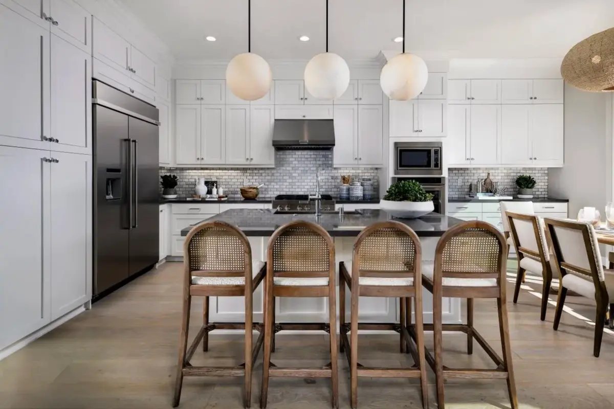 Top Builders in Tustin, CA: Incentives, Warranty & What to Watch